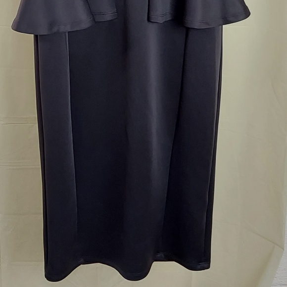 New Black Dress Peplum Waist Size Small Sleeveless - Picture 4 of 16